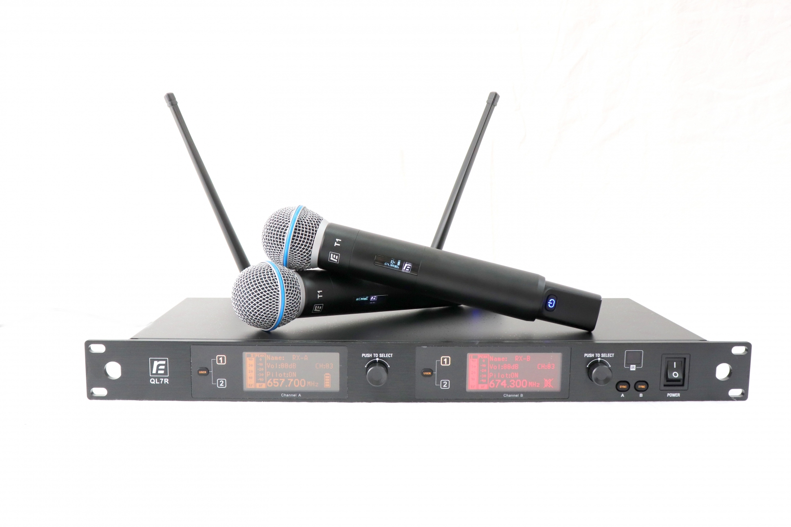 RFIntell QL7R/T1-A 651,800-683,400 МГц 2-канальная радиосистема с 2-мя ручными микрофонами в Судаке